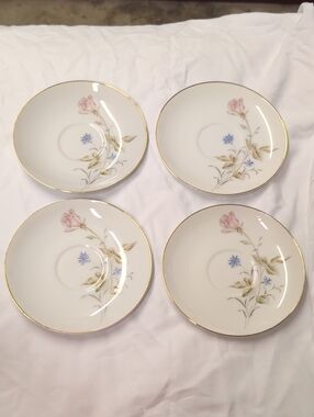Marguerite Fine China (Set Of 4)